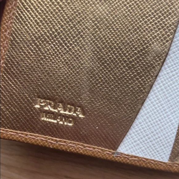 Prada Wallet - Picture 4 of 11